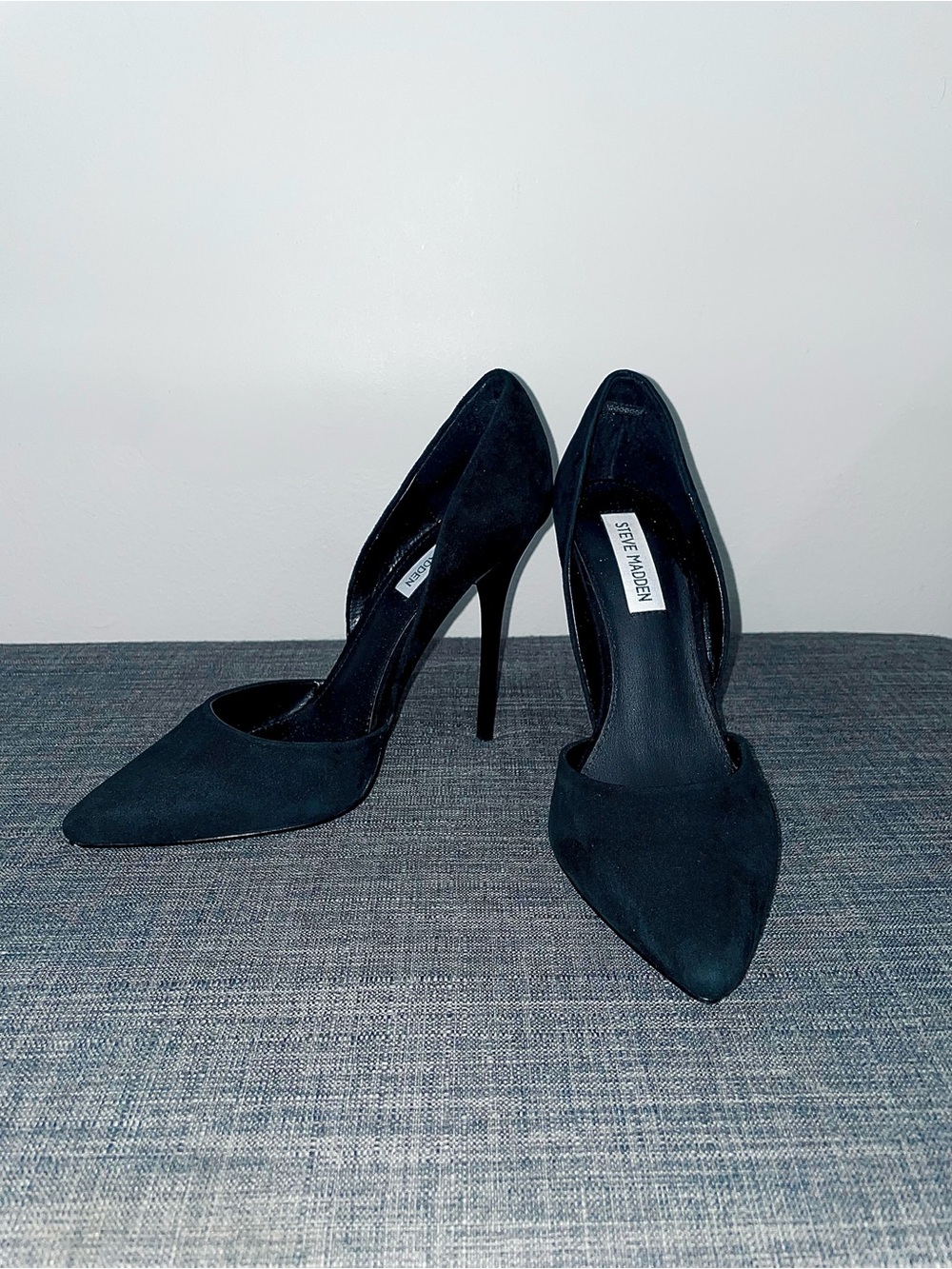 Steve Madden VARCITYY Black Suede Pointed Stiletto Heels - 9M
